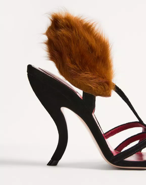 Valentino Fetishique Velvet Sandal With Fur Leaf 105 Mm - Image 2